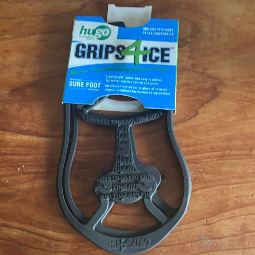 NWT Traction Cleats/Ice Grips with plastic cleat